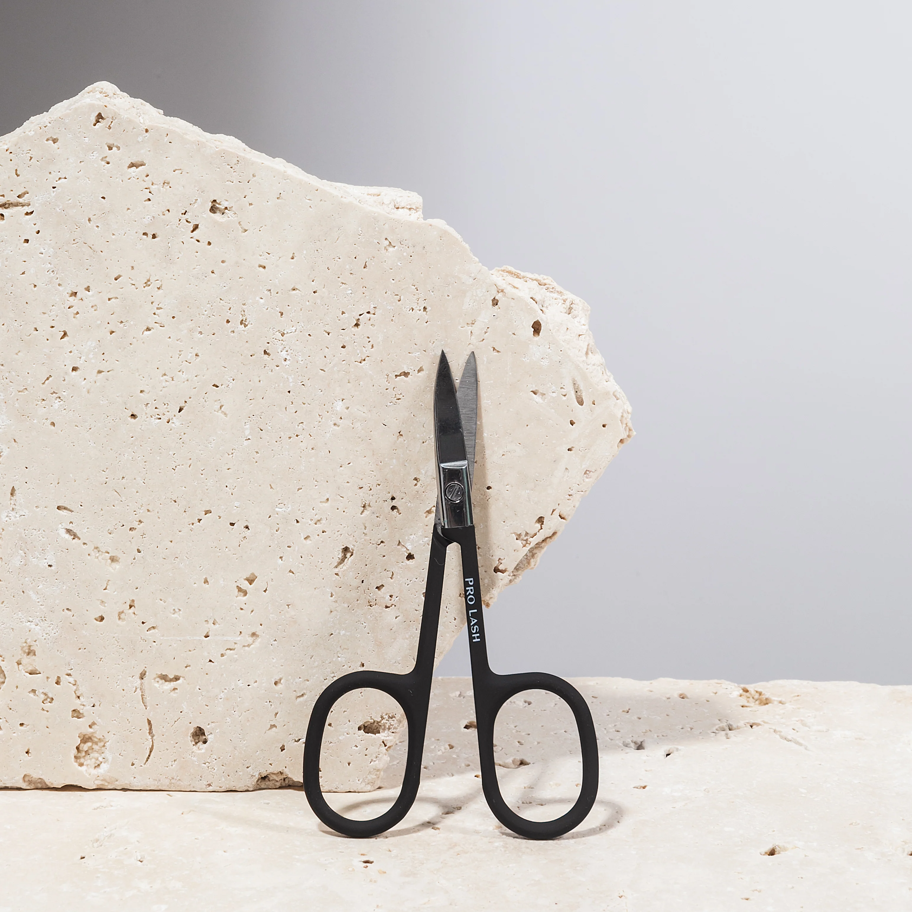 Pro Lash Mini Scissors - Image 3